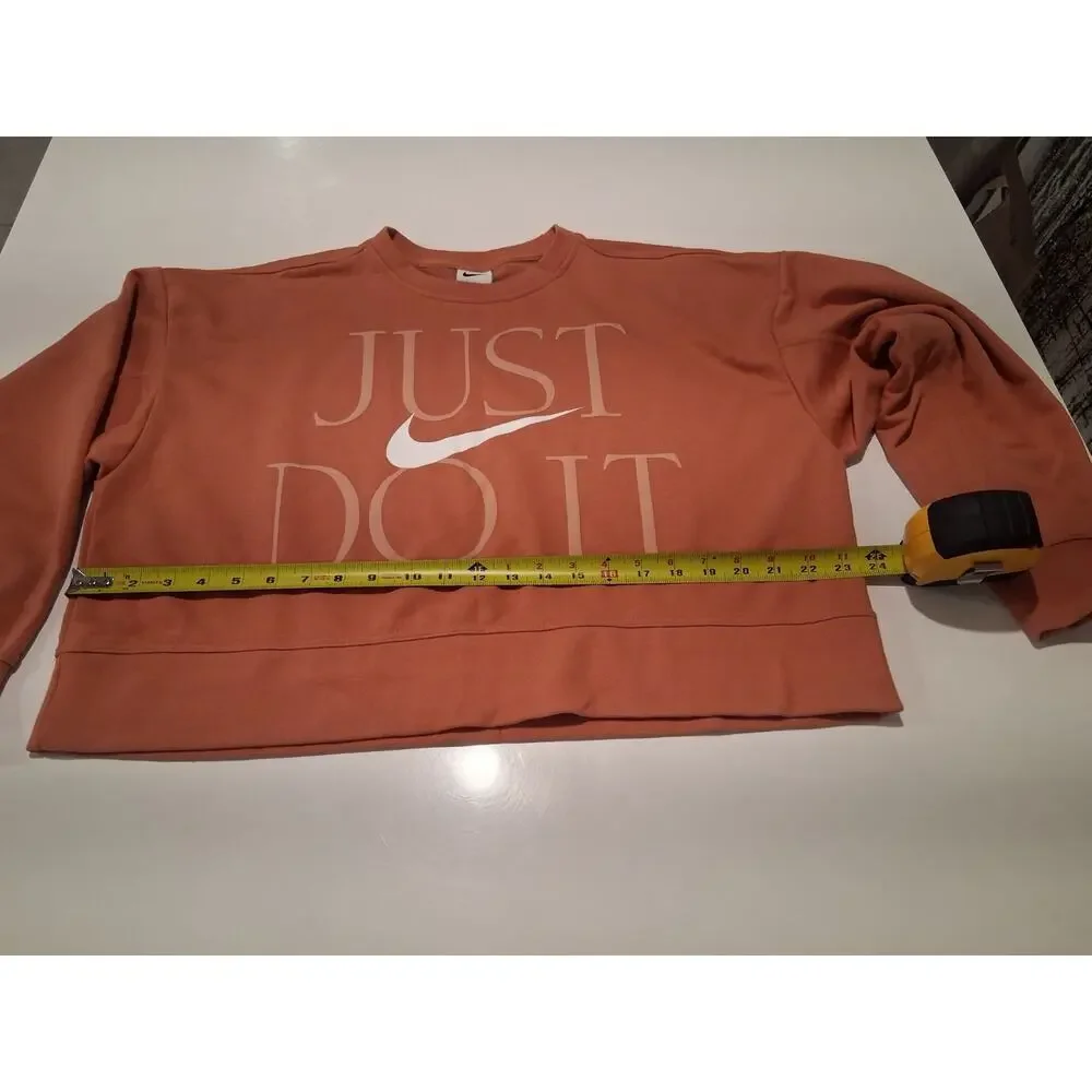 Nike Women's Dri-FIT Get Fit Graphic Crewneck Sweatshirt Medium Madder Root...